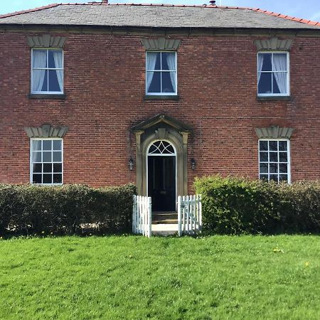 Plas Bostock Farm เร็กซ์แฮม ภายนอก รูปภาพ